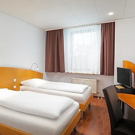Hotel Mainstreet Frankfurt Airport 3*