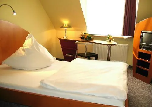 Mainstreet Hotel 3*